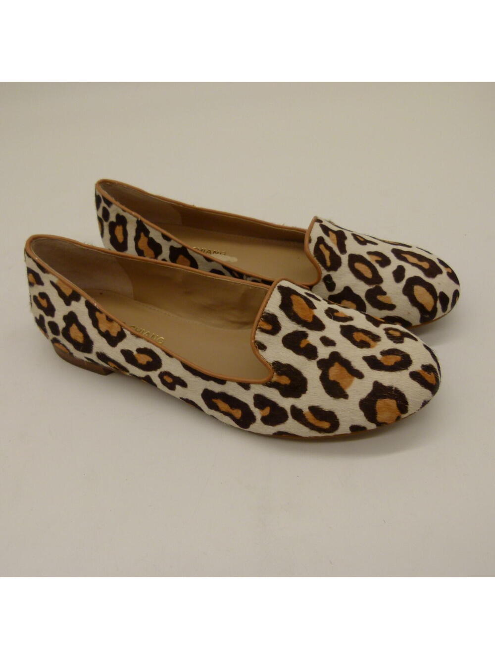 New Arturo Chiang Leopard calf hair flat 8 M womans